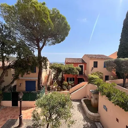 Un Paradis Dans Un Village Prive Vue Grimaud
