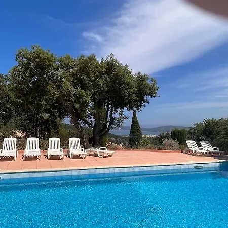 Un Paradis Dans Un Village Prive Vue